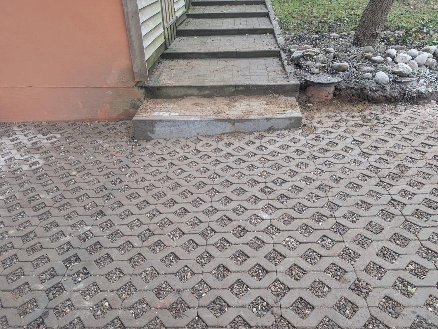 Steg- und Terrassenbau Schmaudt – Handwerk rund ums Haus – Wegebau/-befestigung